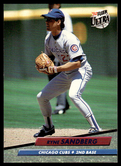 Ryne Sandberg fielding on a Chicago Cubs baseball card from 1992 Ultra #181