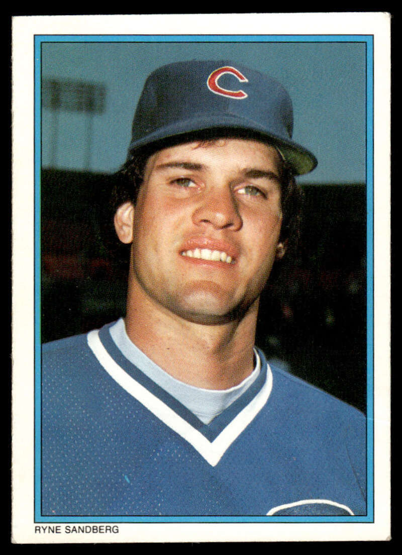 Ryne Sandberg in Chicago Cubs uniform on 1985 Topps baseball card