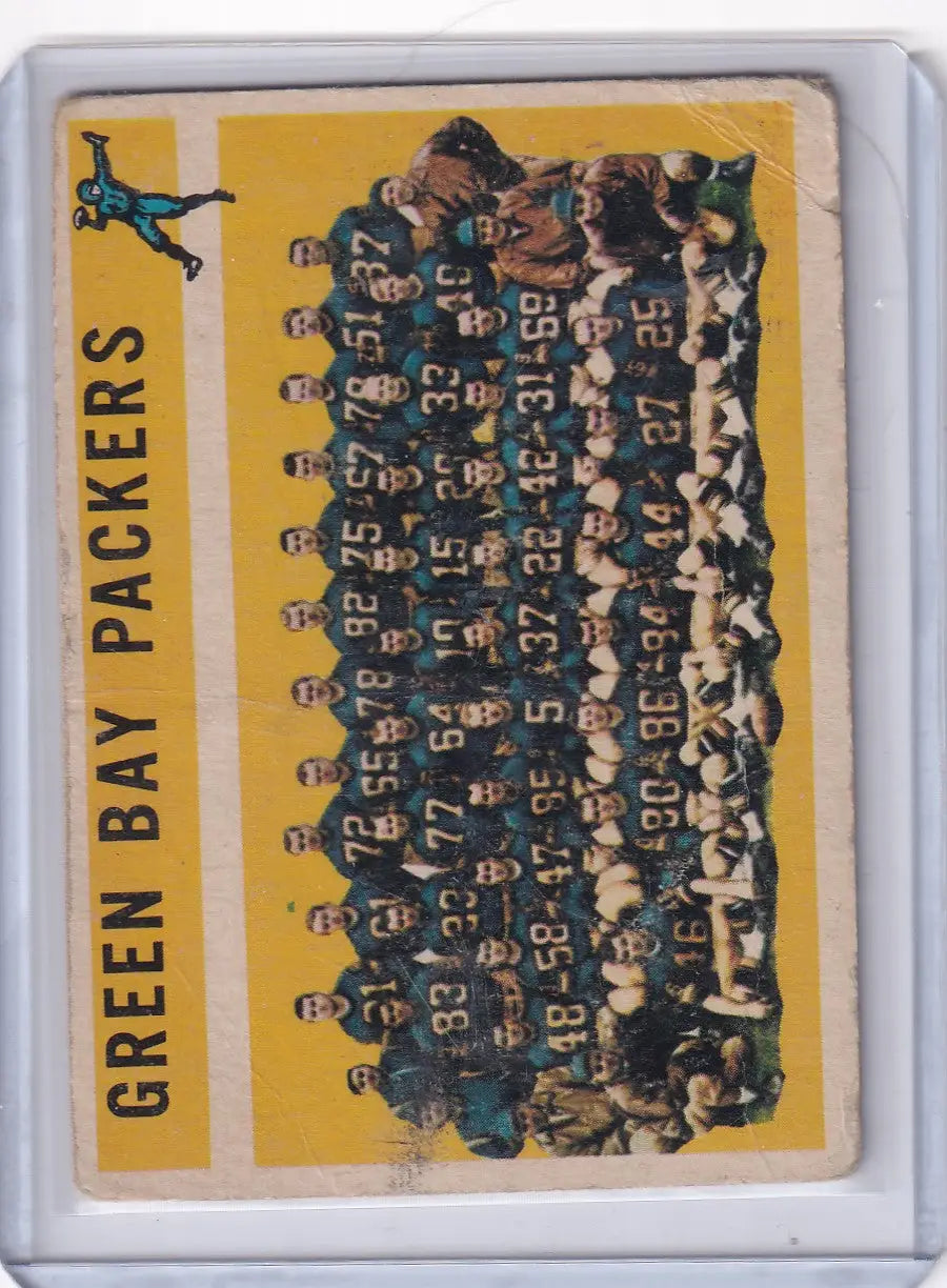 Vintage Green Bay Packers team photo trading card from 1960 Topps Football collection