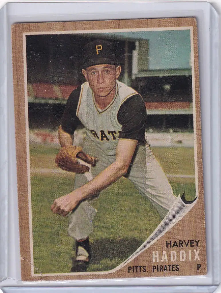 Baseball card of Harvey Haddix in throwing stance for Pittsburgh Pirates collectors