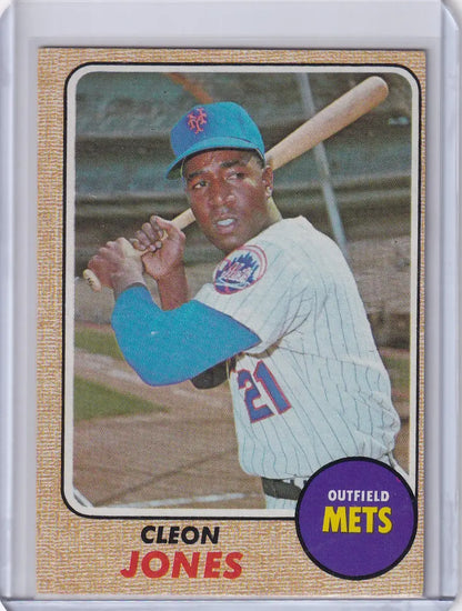 Topps Baseball card of Cleon Jones in batting stance for New York Mets