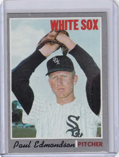 Baseball card of Paul Edmondson in pitching stance for Chicago White Sox Topps Baseball