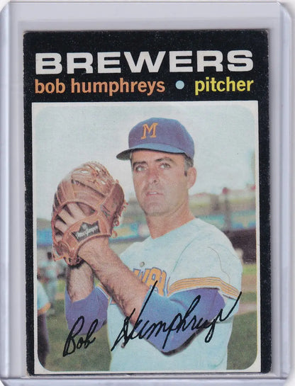 Vintage Topps Baseball card of Bob Humphreys, Milwaukee Brewers pitcher in classic pose