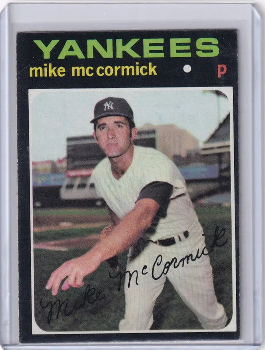 Topps Baseball card of Mike McCormick, New York Yankees pitcher in white uniform