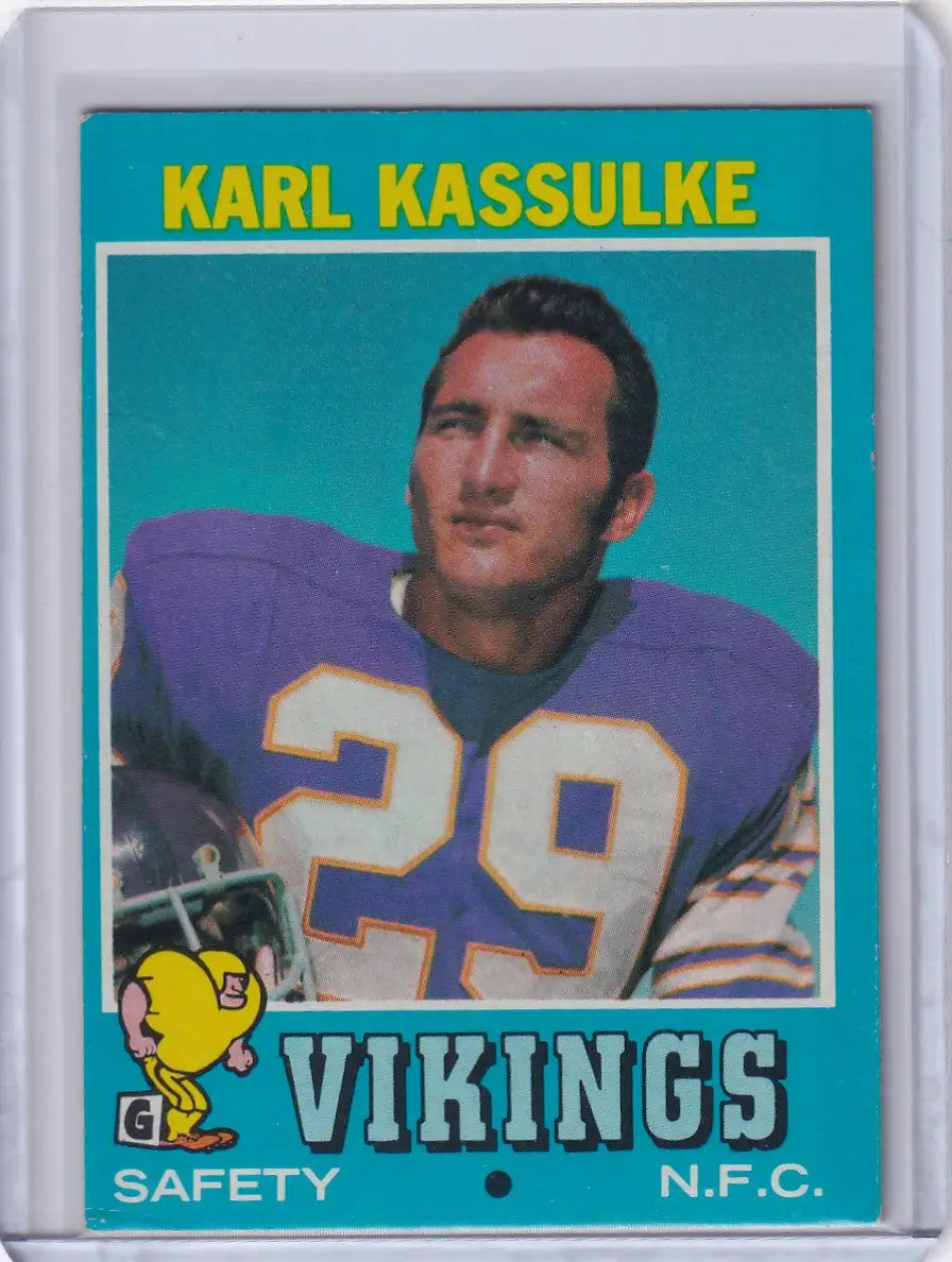 Vintage Topps Football card of Karl Kassulke, Minnesota Vikings player, jersey number 29