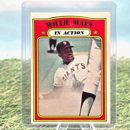 Willie Mays baseball card from 1972 Topps featuring the San Francisco Giants star in action