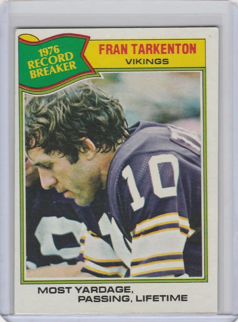 Vintage football trading card of Fran Tarkenton Minnesota Vikings #10 NRMT condition