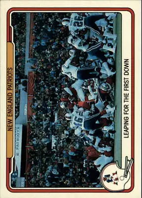 1982 Fleer Team Action #31 New England Patriots NFL Football Card for collectors