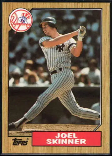 Baseball card featuring Joel Skinner with original gloss from 1987 Topps Yankees