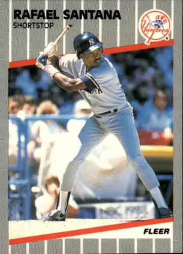 1989 Fleer #268 Rafael Santana NM-MT Yankees baseball card with original gloss finish