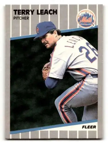 1989 Fleer #40 Terry Leach New York Mets baseball card in original gloss condition