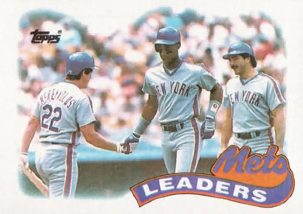 Vintage Topps baseball card featuring New York Mets players Darryl Strawberry and Kevin McReynolds