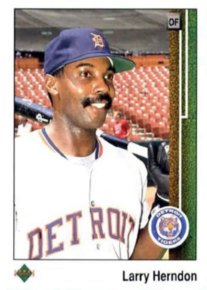 Larry Herndon in Detroit Tigers uniform on 1989 Upper Deck baseball card