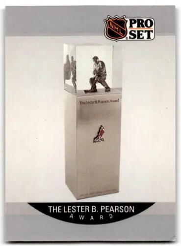 Lester B. Pearson Award trophy on 1990-91 Pro Set #386 Mark Messier P Poor Oilers card