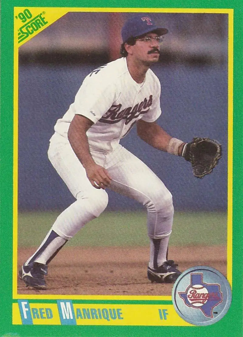 1990 Score Fred Manrique Texas Rangers baseball card in fielding stance