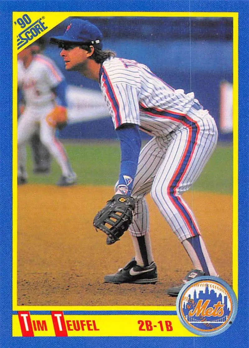 1990 Score #501 Tim Teufel baseball card featuring New York Mets player in fielding stance