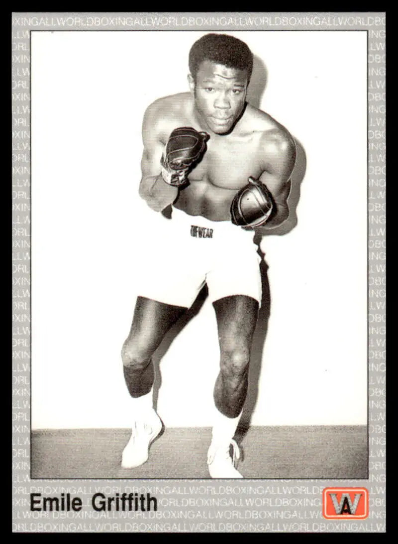 Black and white photograph of Emile Griffith in boxing stance for boxing card NM-MT