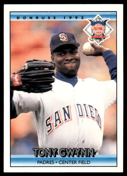 1992 Donruss #425 Tony Gwynn baseball card featuring San Diego Padres center fielder