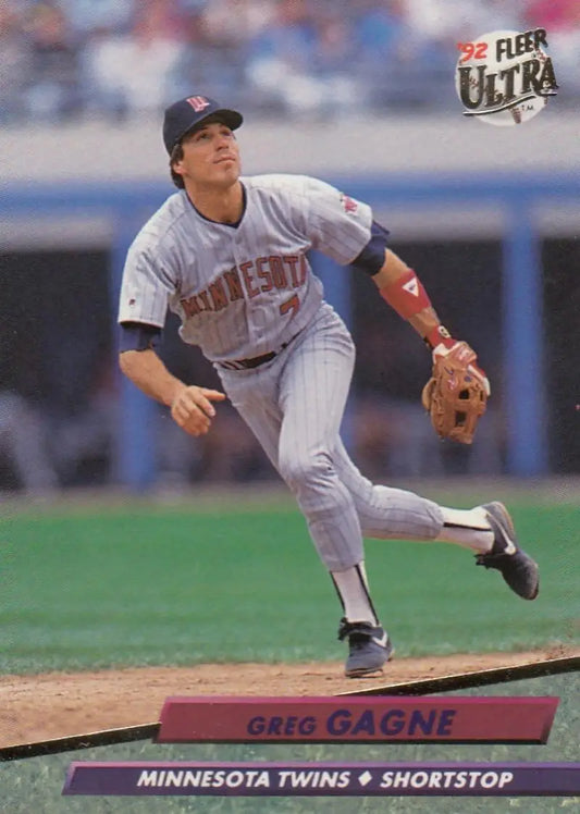 Greg Gagne making a defensive play on 1992 Fleer Ultra Minnesota Twins Baseball Card