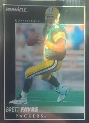 1992 Pinnacle #303 Brett Favre trading card for collectors and football fans