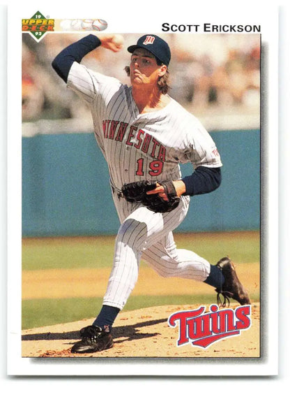 Scott Erickson pitching for Minnesota Twins on 1992 Upper Deck baseball card