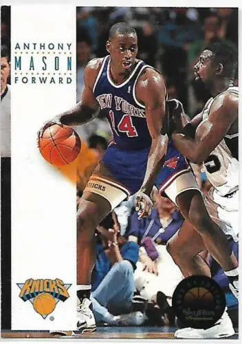 Basketball trading card 1993-94 SkyBox #127 Anthony Mason NM Knicks original gloss