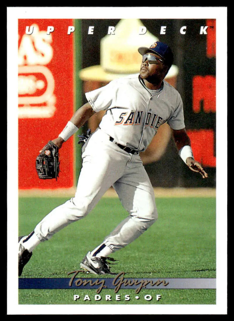 Tony Gwynn in San Diego Padres uniform fielding, featured on 1993 baseball card