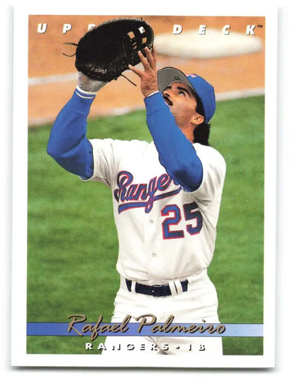 Baseball player in Texas Rangers #25 jersey catching ball, Rafael Palmeiro VG Texas