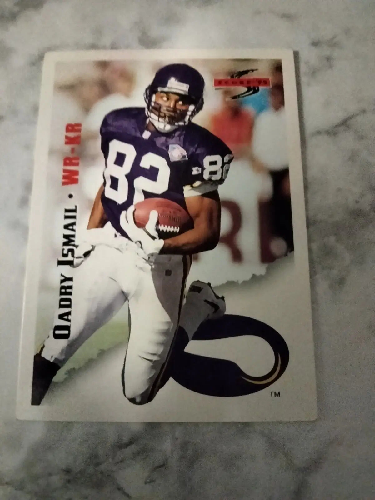 Qadry Ismail 1995 Score #203 trading card from the Vikings in NM-MT condition