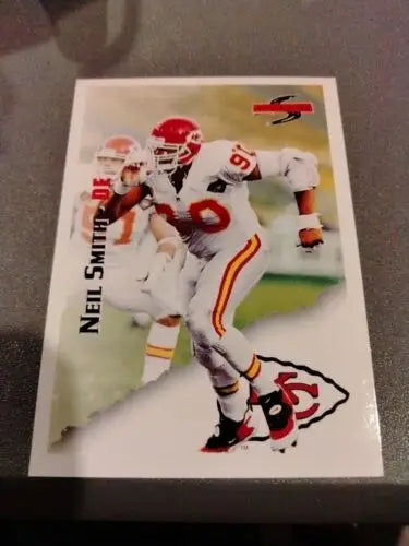 Neil Smith football card from 1995 SCORE featuring Kansas City Chiefs player