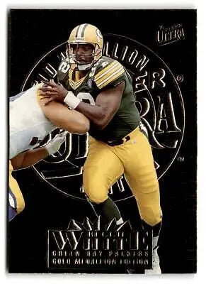 1995 Ultra #118 Reggie White Gold Medallion football trading card display