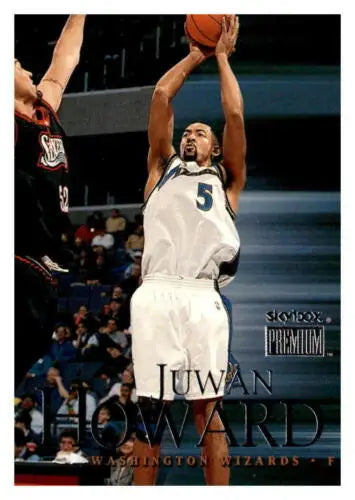 1999-00 SkyBox Premium #66 Juwan Howard basketball card with original gloss finish