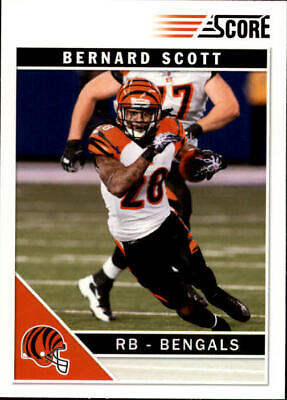 Football trading card of Bernard Scott Cincinnati Bengals in orange and black uniform