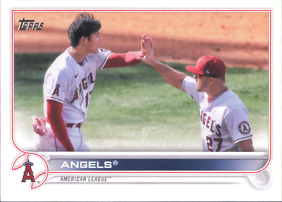 Angels players high-fiving on 2022 Topps #159 Los Angeles Angels Team Card NM-MT