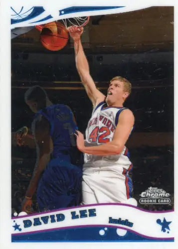 2005-06 Topps Chrome #180 David Lee Rookie Card New York Knicks Basketball Card NM-MT