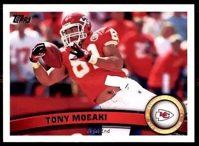 Tony Moeaki 2011 Topps football card featuring Kansas City Chiefs #253 design