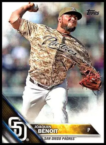 2016 Topps #163 Joaquin Benoit NM-MT Padres baseball card with original gloss