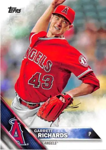 Baseball card of Garrett Richards from 2016 Topps with original gloss, ID:2869