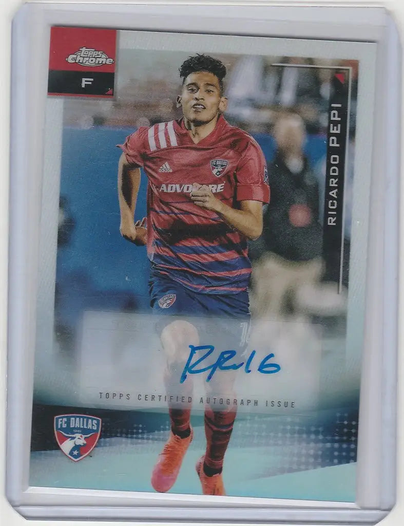 Soccer trading card of Ricardo Pepi in a red and blue jersey with blue autograph