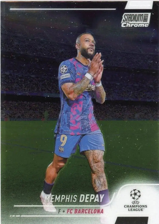 Memphis Depay soccer card from 2021-22 Stadium Club Chrome Champions League collection