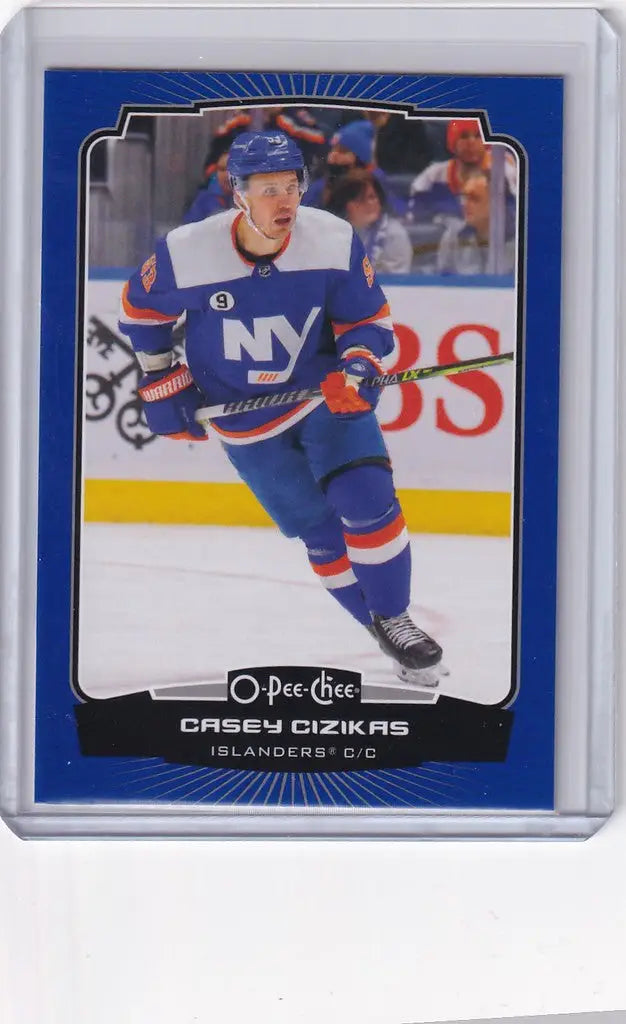 Hockey trading card of Casey Cizikas from the New York Islanders, OPC Hockey Blue