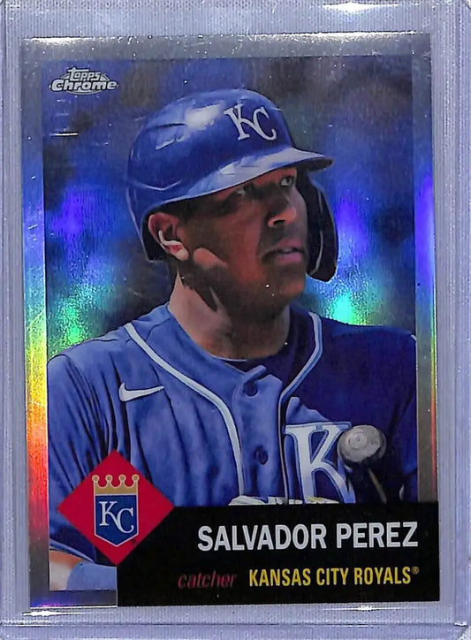 Chrome baseball card of Salvador Perez in Kansas City Royals uniform, Platinum Anniversary Refractor