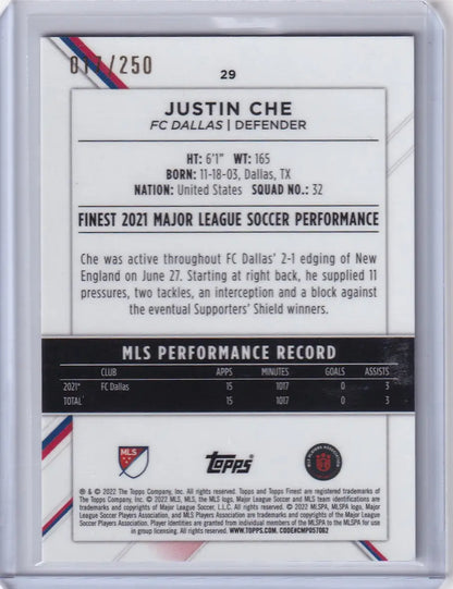 Soccer trading card of FC Dallas defender Justin Che from Topps Finest Purple 17/250