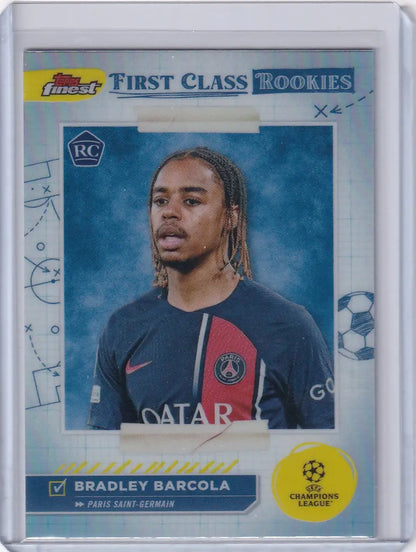 Soccer trading card of FR-9 Bradley Barcola in PSG dark blue jersey, Qatar sponsor