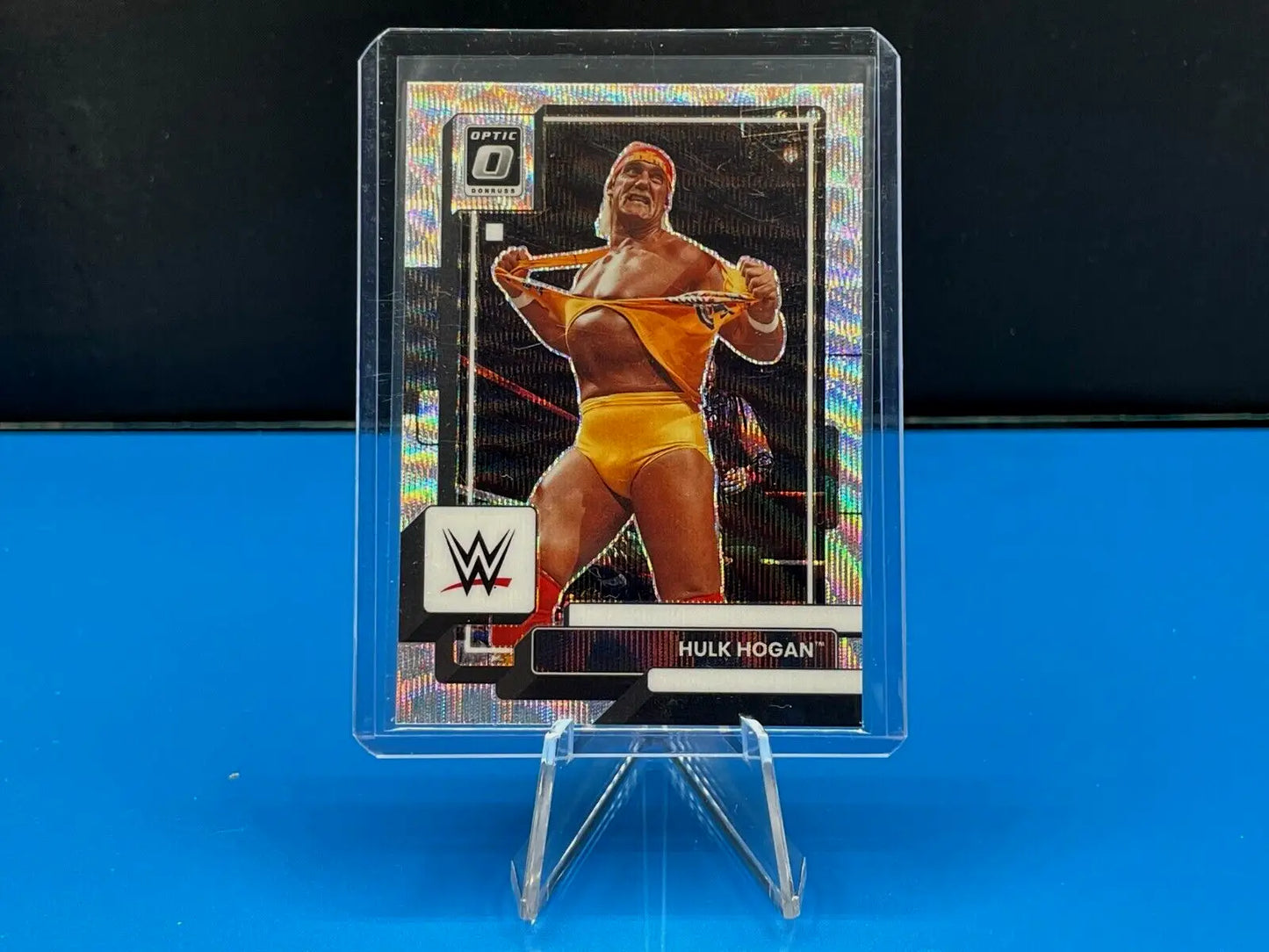 Hulk Hogan WWE Panini Chronicles Donruss Optic Silver Wave wrestling card #362 Legend