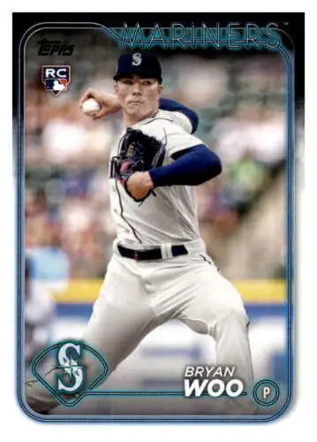 Bryan Woo baseball card 2024 Topps #12 Rookie Mariners original gloss NM-MT RC