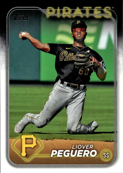 Liover Peguero making a sliding catch in a Pittsburgh Pirates uniform baseball card