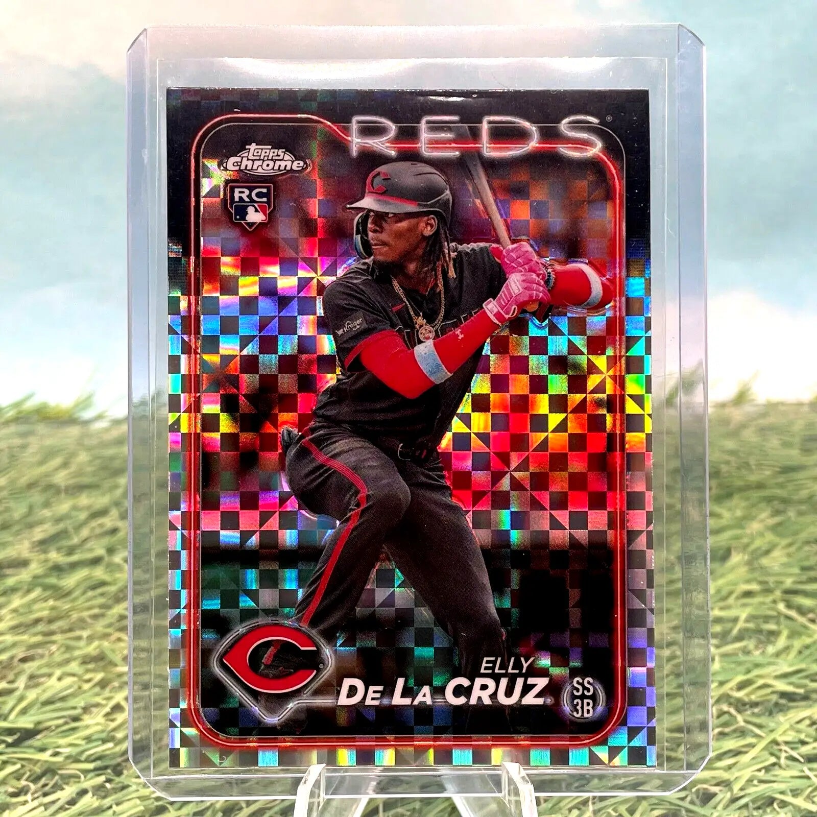 Elly De La Cruz Topps Chrome RC X-Fractor baseball card showcasing Reds rookie talent