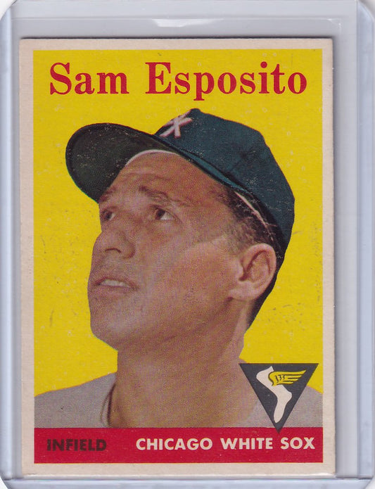 Baseball card of Sammy Esposito from Topps Baseball featuring Chicago White Sox