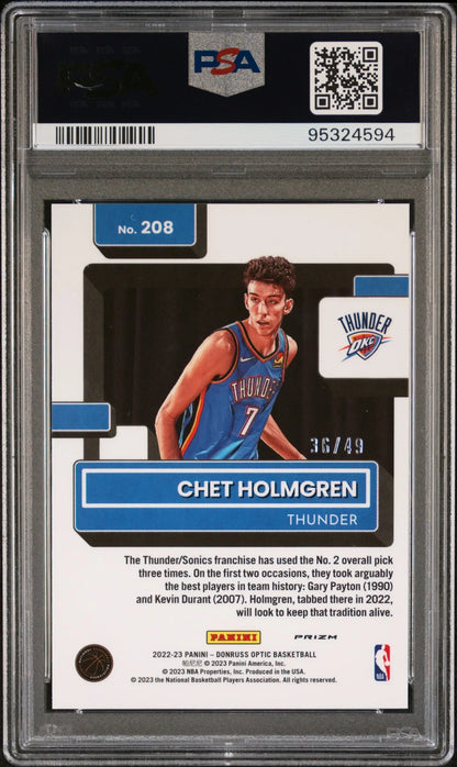 Basketball trading card of Chet Holmgren in Fast Break Blue jersey, Donruss Optic